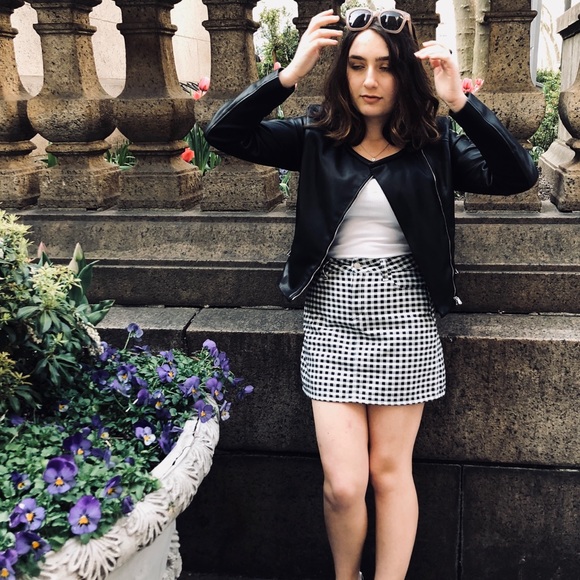 mikaela36